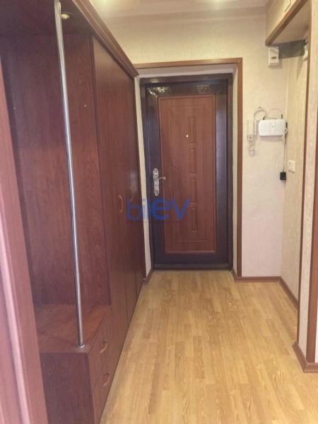 Satış 3 otaqlı Köhnə Tikili bina evi  105m², Bakı