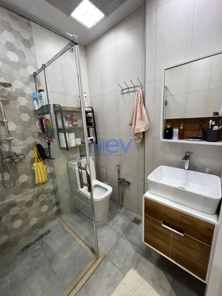 Satış 2 otaqlı Yeni Tikili bina evi  60m², Bakı