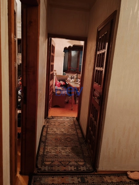 Satış 3 otaqlı Köhnə Tikili bina evi  75m², Bakı