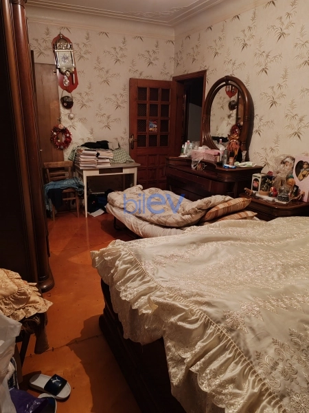 Satış 3 otaqlı Köhnə Tikili bina evi  75m², Bakı