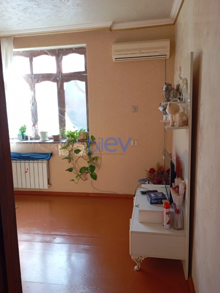 Satış 2 otaqlı Köhnə Tikili bina evi  64m², Sumqayıt