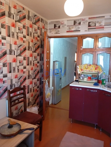 Satış 2 otaqlı Köhnə Tikili bina evi  64m², Sumqayıt
