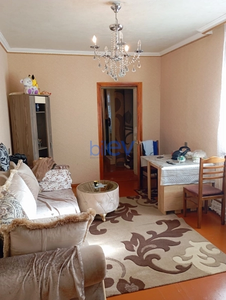 Satış 2 otaqlı Köhnə Tikili bina evi  64m², Sumqayıt