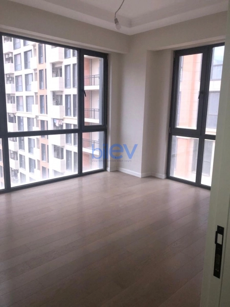 Aylıq Kirayə 2 otaqlı Yeni Tikili bina evi  75m², Bakı