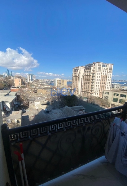 Satış 3 otaqlı Yeni Tikili bina evi  119m², Bakı