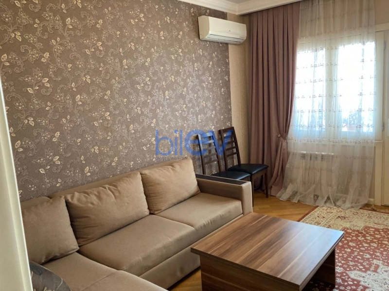Satış 3 otaqlı Köhnə Tikili bina evi  70m², Bakı