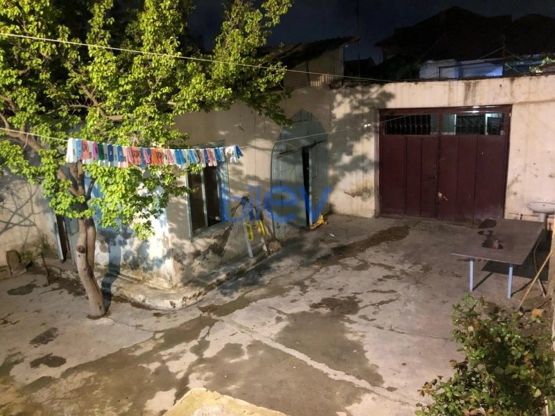 Satış 6 otaqlı Həyət evi  270m², Bakı