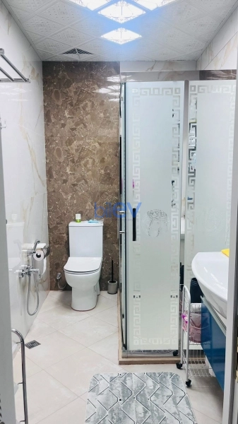 Satış 2 otaqlı Yeni Tikili bina evi  65m², Bakı