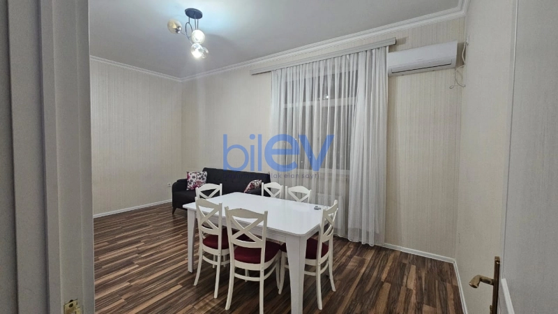 Aylıq Kirayə 3 otaqlı Yeni Tikili bina evi  80m², Bakı