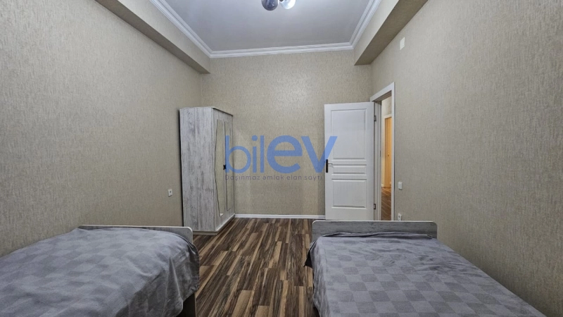 Aylıq Kirayə 3 otaqlı Yeni Tikili bina evi  80m², Bakı