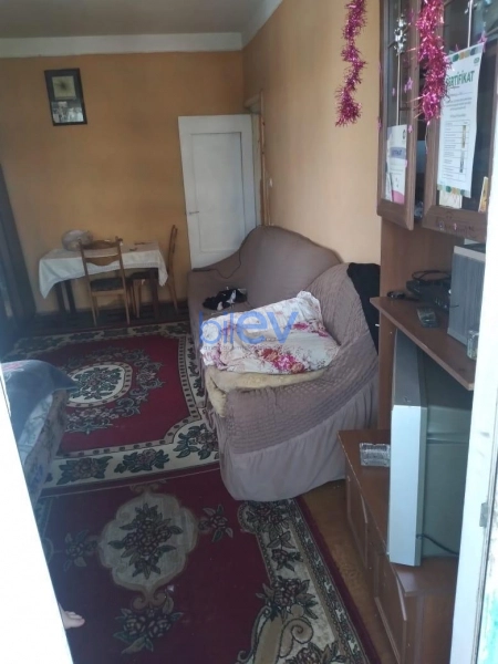 Satış 1 otaqlı Köhnə Tikili bina evi  48m², Bakı