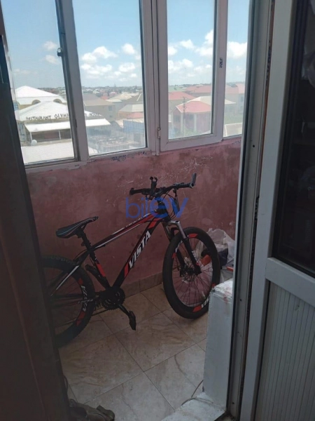 Satış 1 otaqlı Köhnə Tikili bina evi  48m², Bakı