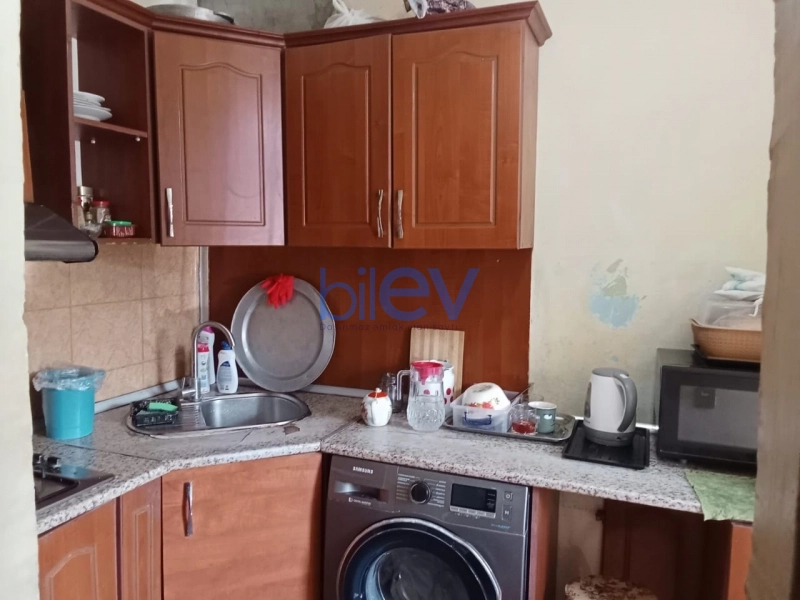 Satış 1 otaqlı Köhnə Tikili bina evi  34m², Bakı