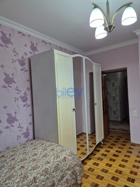Satış 3 otaqlı Köhnə Tikili bina evi  69m², Bakı