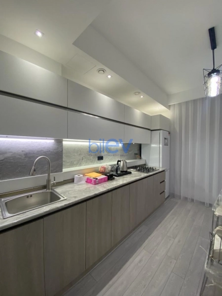 Satış 3 otaqlı Yeni Tikili bina evi  102m², Bakı