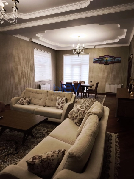 Satış 5 otaqlı Villa  320m², Bakı