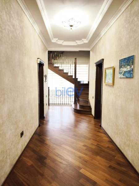 Satış 5 otaqlı Villa  320m², Bakı