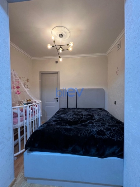 Satış 2 otaqlı Köhnə Tikili bina evi  45m², Bakı