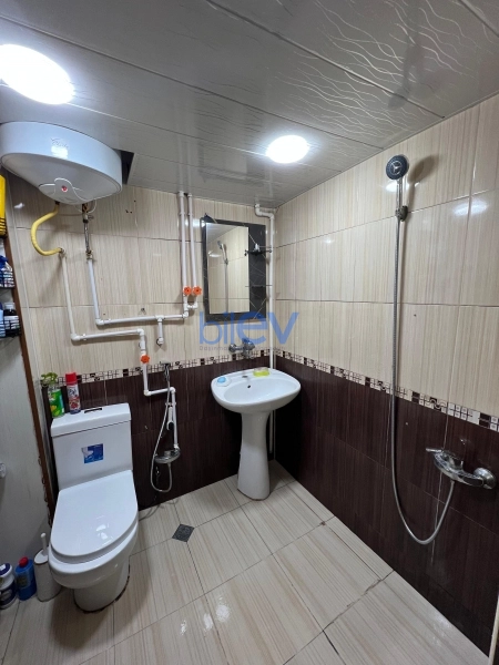 Satış 2 otaqlı Köhnə Tikili bina evi  45m², Bakı