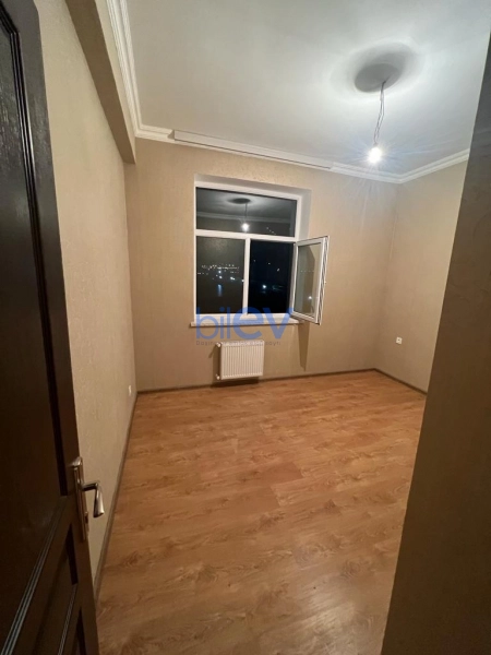 Aylıq Kirayə 2 otaqlı Yeni Tikili bina evi  65m², Bakı