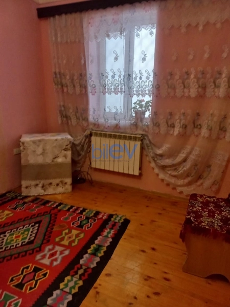 Aylıq Kirayə 2 otaqlı Köhnə Tikili bina evi  60m², Bakı
