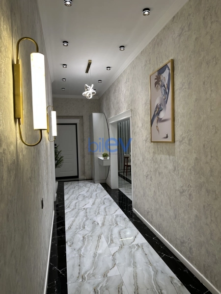 Satış 6 otaqlı Villa  300m², Bakı