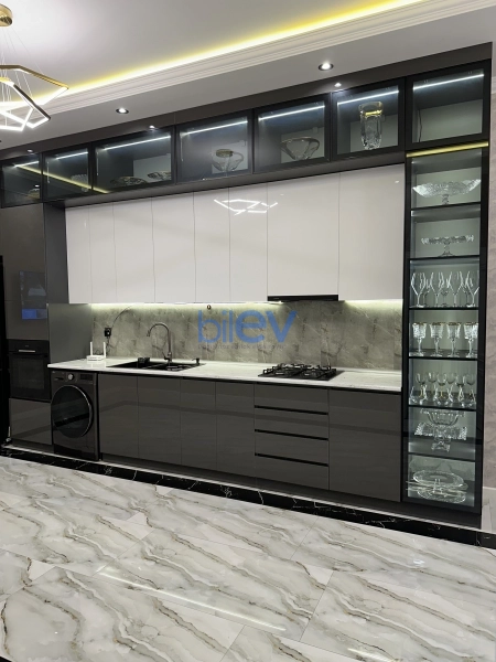 Satış 6 otaqlı Villa  300m², Bakı