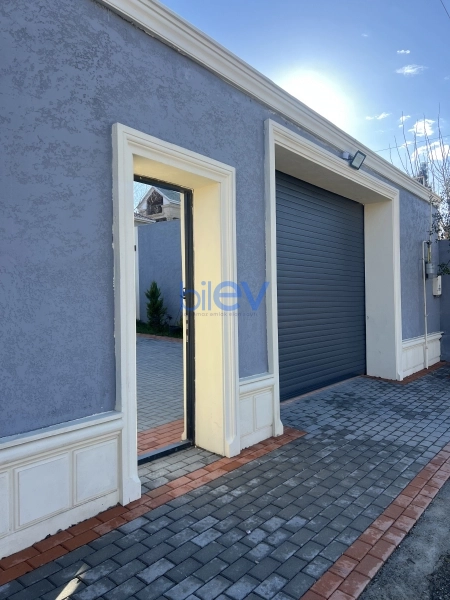 Satış 6 otaqlı Villa  300m², Bakı