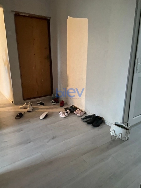 Satış 5 otaqlı Köhnə Tikili bina evi  120m², Bakı
