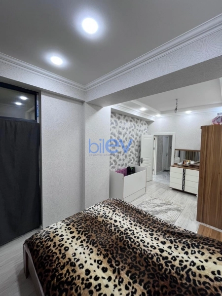 Satış 2 otaqlı Köhnə Tikili bina evi  60m², Bakı