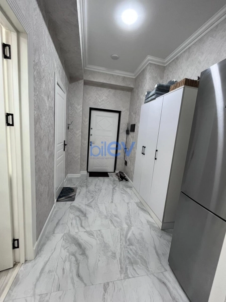 Satış 2 otaqlı Köhnə Tikili bina evi  60m², Bakı