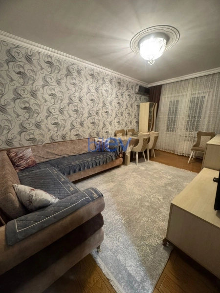 Satış 4 otaqlı Köhnə Tikili bina evi  110m², Bakı