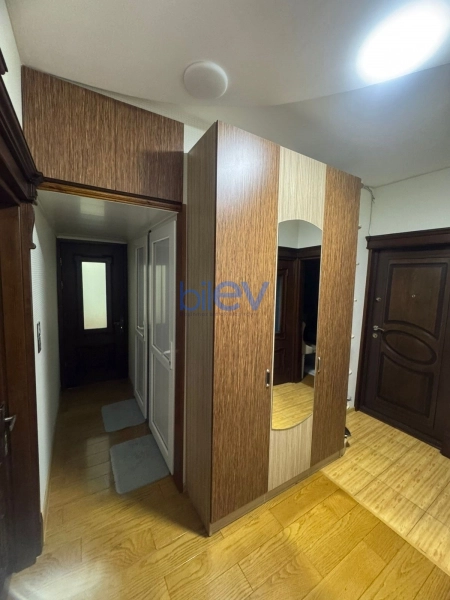 Satış 4 otaqlı Köhnə Tikili bina evi  110m², Bakı