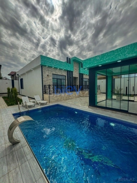 Satış 4 otaqlı Həyət evi  180m², Bakı