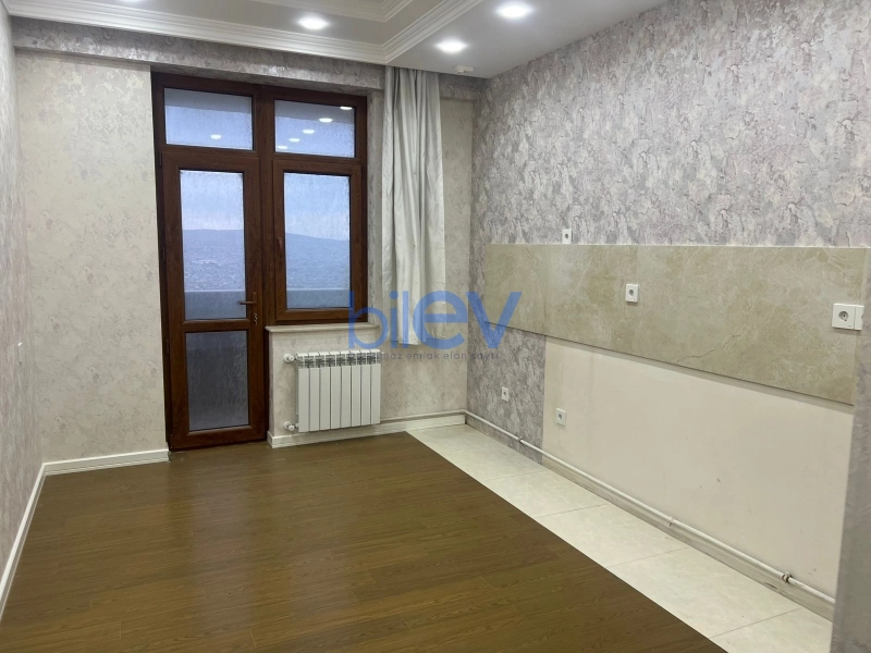 Aylıq Kirayə 3 otaqlı Yeni Tikili bina evi  155m², Bakı