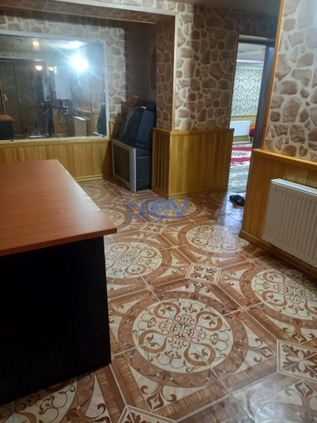 Aylıq Kirayə 10 otaqlı Həyət evi  360m², Bakı