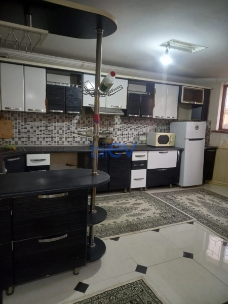 Aylıq Kirayə 10 otaqlı Həyət evi  360m², Bakı