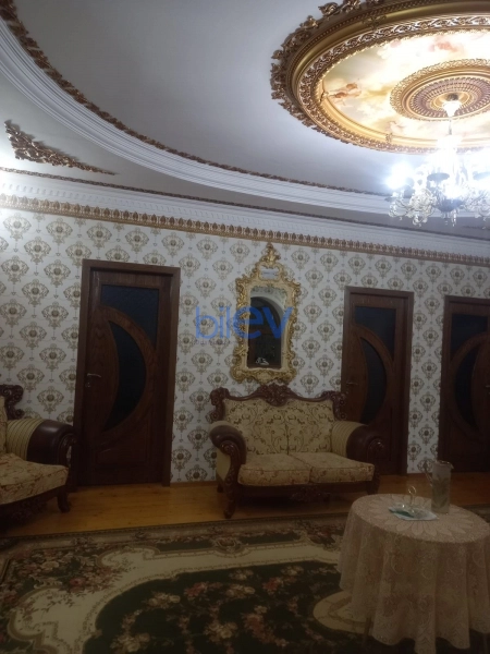 Aylıq Kirayə 10 otaqlı Həyət evi  360m², Bakı