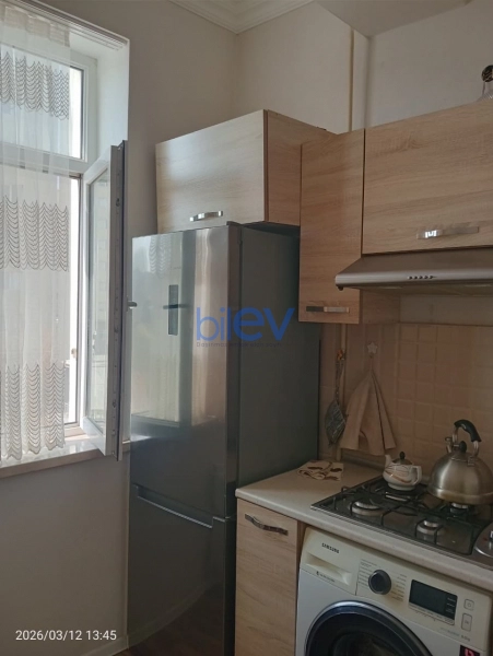Aylıq Kirayə 1 otaqlı Yeni Tikili bina evi  40m², Bakı
