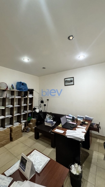 Satış 2 otaqlı Köhnə Tikili bina evi  69m², Bakı