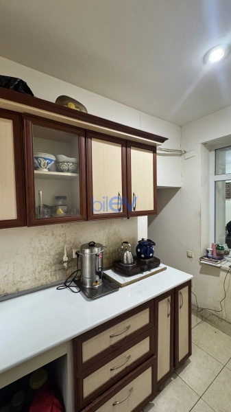 Satış 2 otaqlı Köhnə Tikili bina evi  69m², Bakı