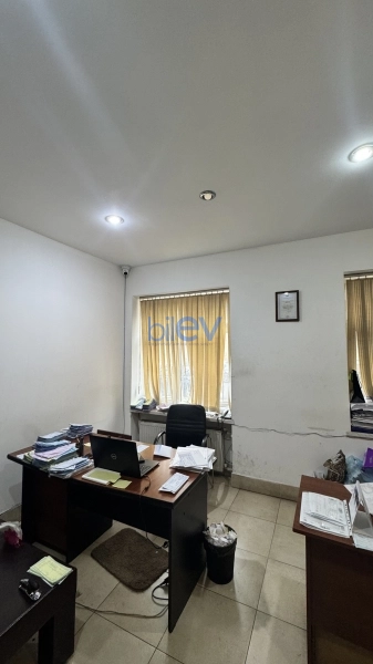 Satış 2 otaqlı Köhnə Tikili bina evi  69m², Bakı