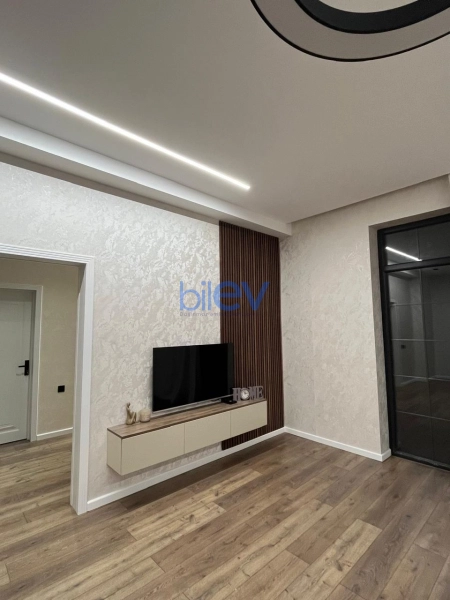Satış 7 otaqlı Həyət evi  250m², Bakı