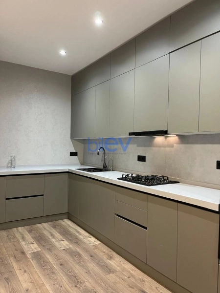 Satış 7 otaqlı Həyət evi  250m², Bakı
