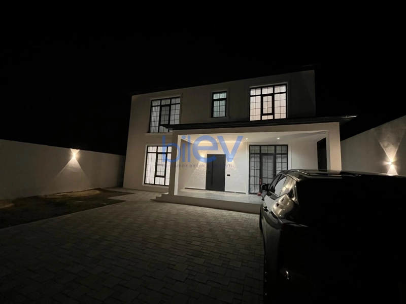 Satış 7 otaqlı Həyət evi  250m², Bakı