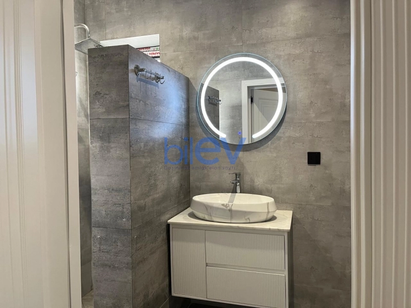 Satış 7 otaqlı Həyət evi  250m², Bakı