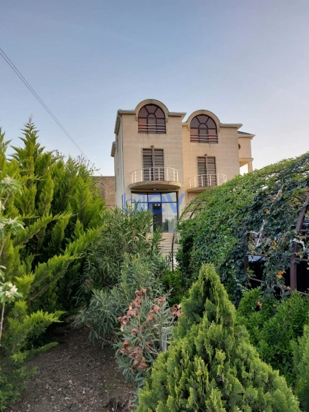 Satış 6 otaqlı Həyət evi  250m², Bakı