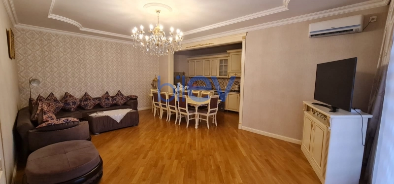 Satış 6 otaqlı Həyət evi  250m², Bakı
