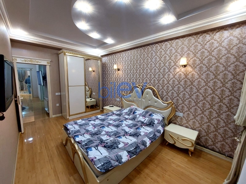 Aylıq Kirayə 3 otaqlı Yeni Tikili bina evi  120m², Bakı