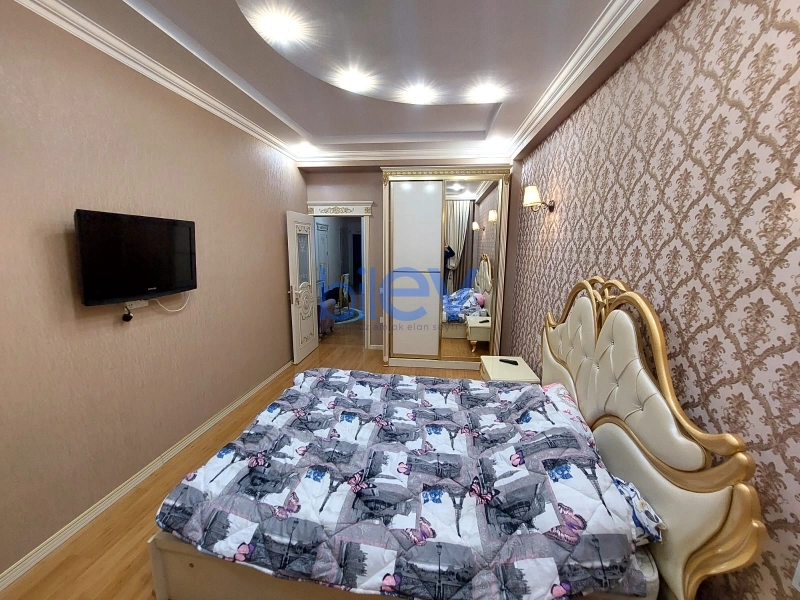 Aylıq Kirayə 3 otaqlı Yeni Tikili bina evi  120m², Bakı